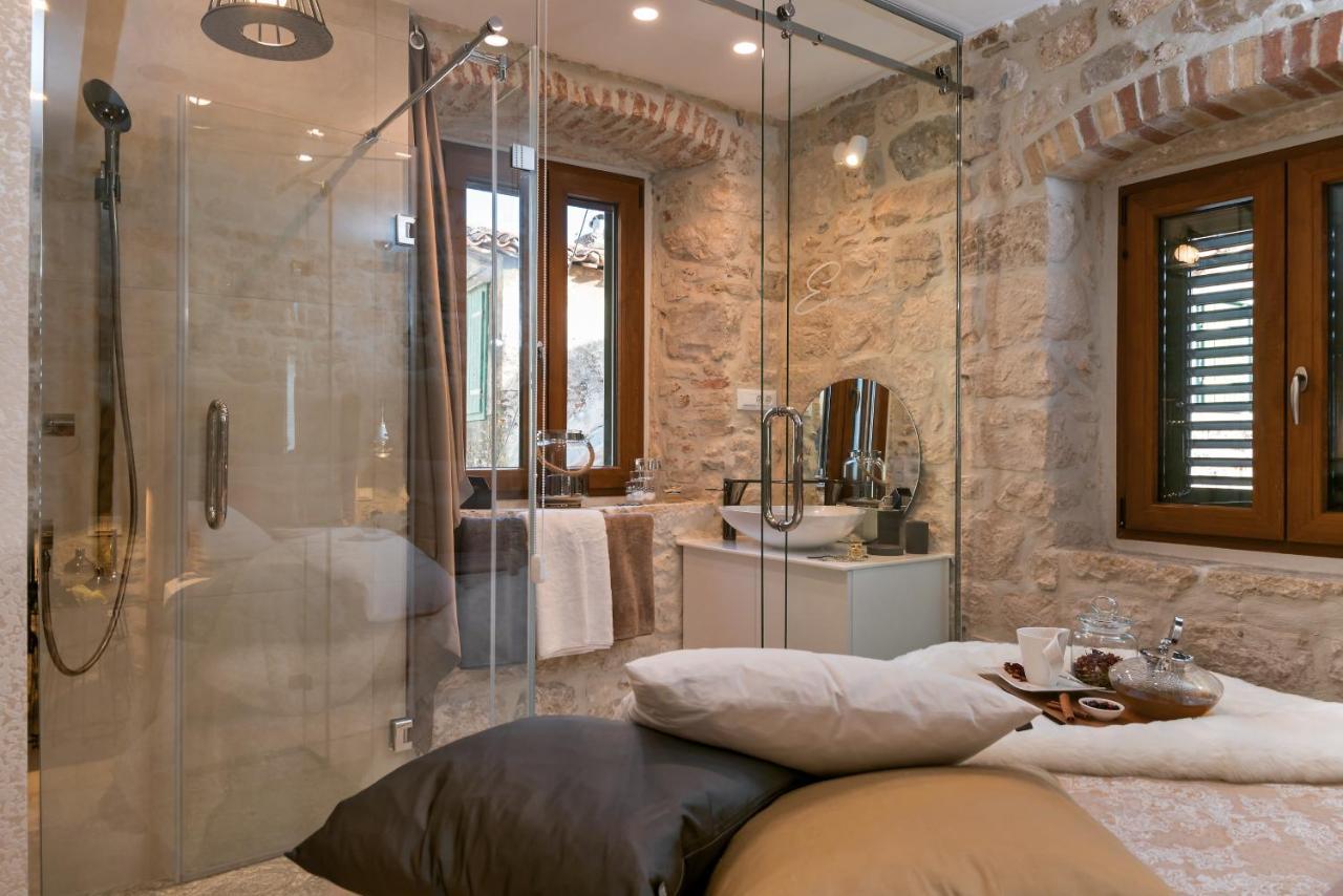 Luxury Studio Apartment Eminence Split In The Old Center Of Split On Pjaca Square Dış mekan fotoğraf