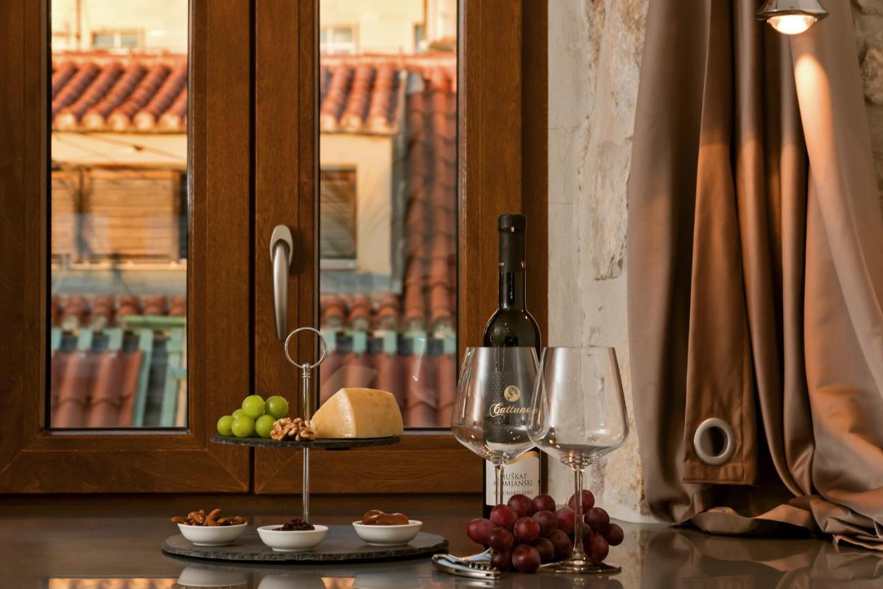 Luxury Studio Apartment Eminence Split In The Old Center Of Split On Pjaca Square Dış mekan fotoğraf